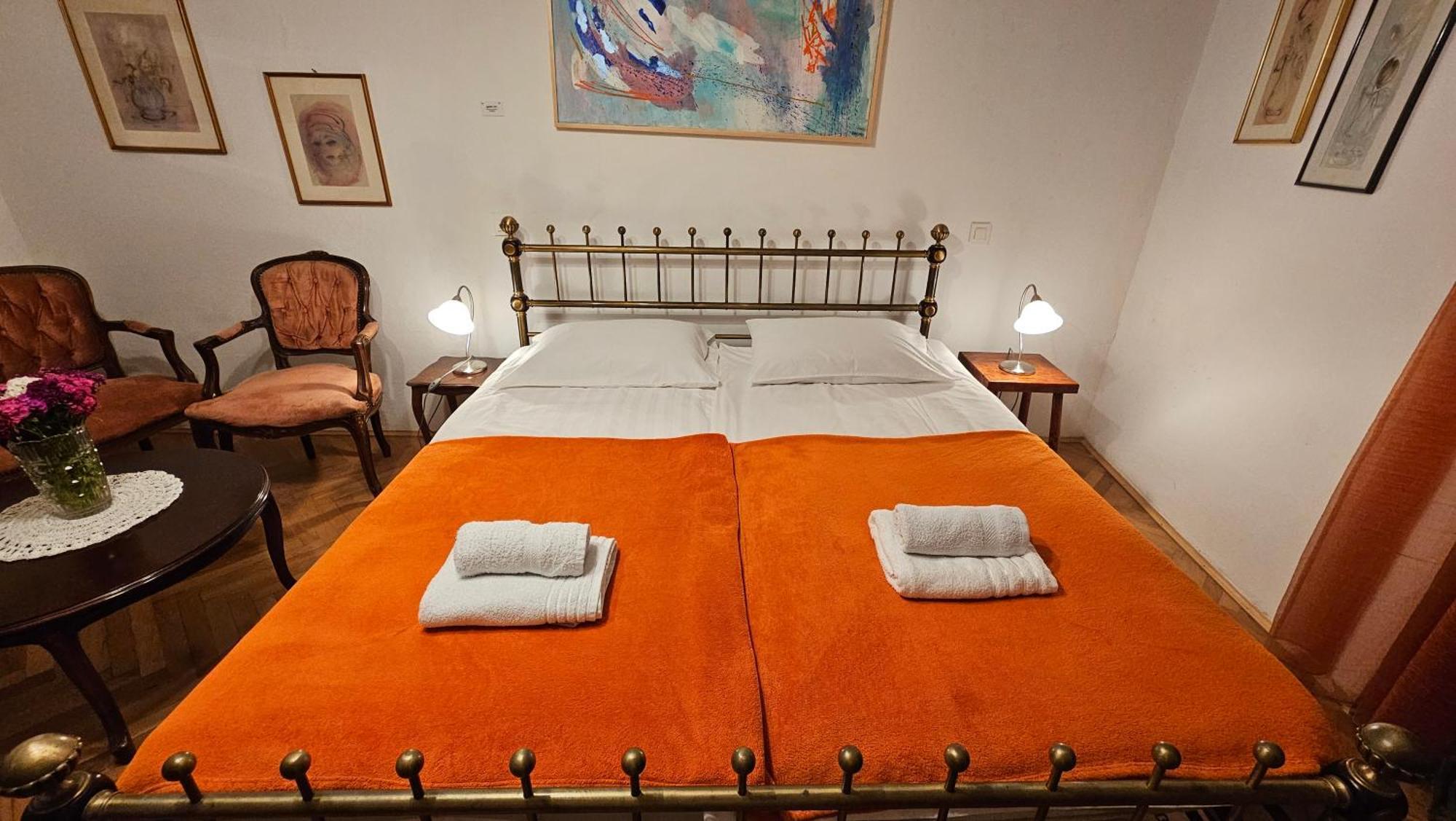 Eufrasiana Apartments Пореч Екстериор снимка
