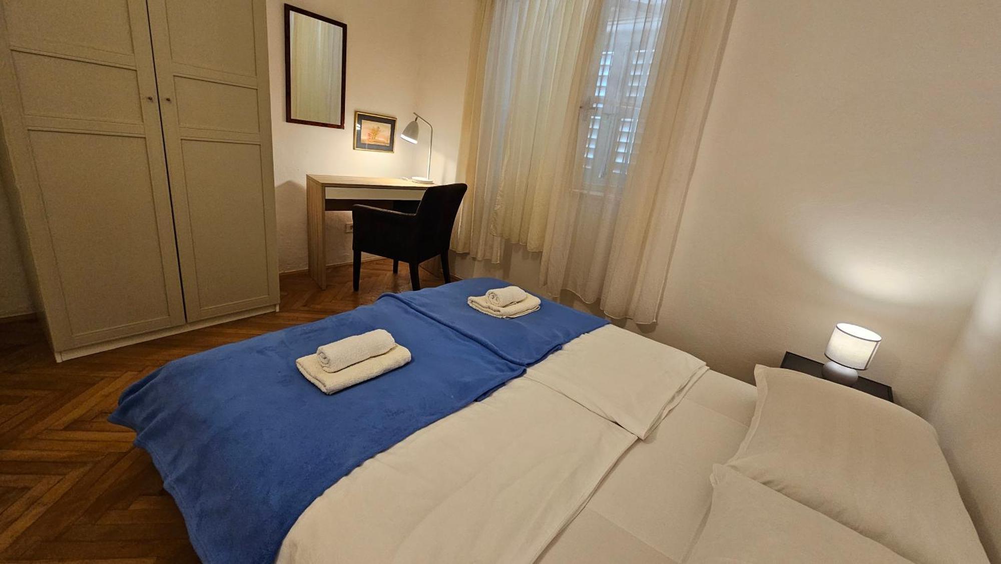Eufrasiana Apartments Пореч Екстериор снимка